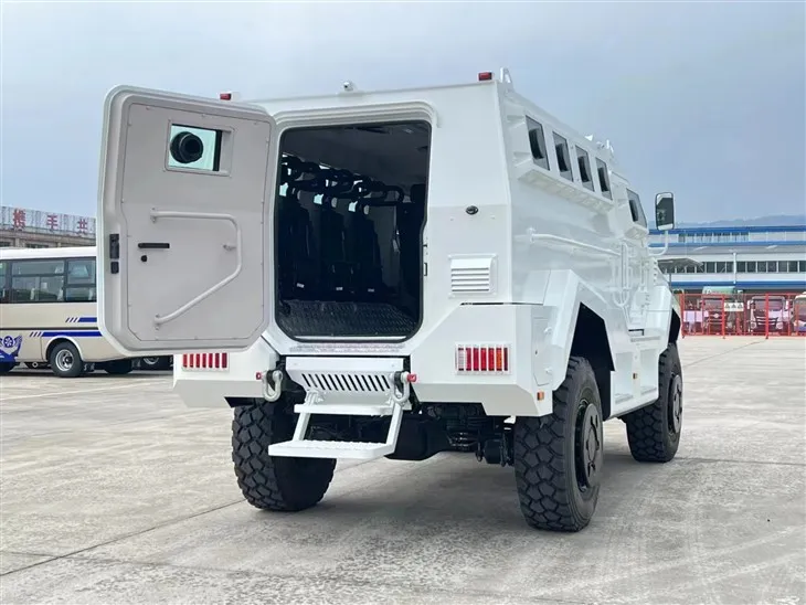 Premium Full-Time 4WD SUV (5-Seat) for Urban Commuting & Off-Road Adventures